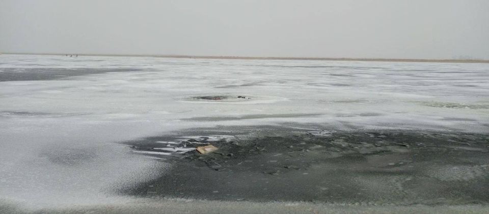 В Бердюжском районе следователями проводится проверка по факту гибели мужчины в озере