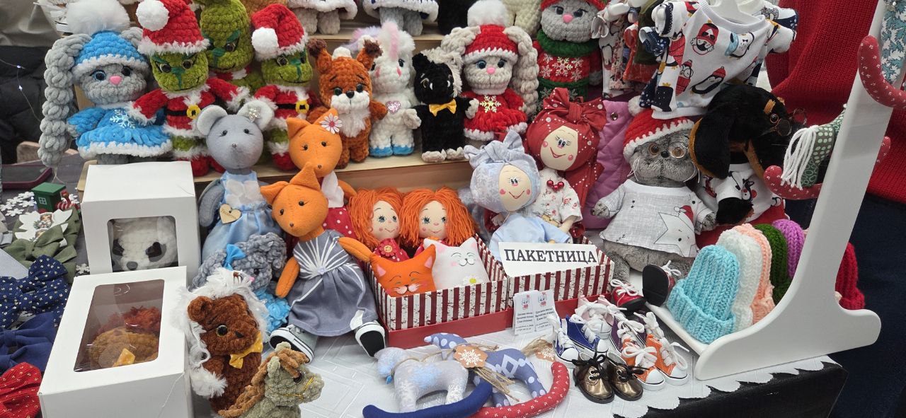 Первые зимние выходные.. Создайте атмосферу радости и веселья! В выставочном зале вас ждут: * Живая музыка; Первые зимние выходные.. Создайте атмосферу радости и веселья! В выставочном зале вас ждут: * Живая музыка;