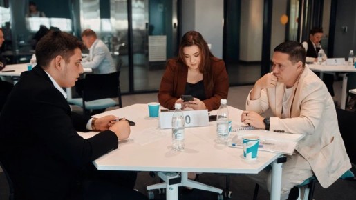 Участник проекта «Боевой кадровый резерв Тюменской области», ветеран боевых действий Даниил Бачеев, получил поддержку от наставника-предпринимателя Александра Касьянова для реализации своей бизнес-идеи