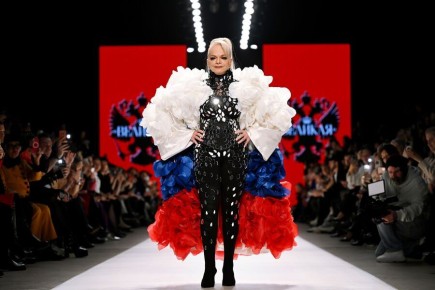 Певица Лариса Долина, обманутая "Человеком-Пауком" заявила, что «покупательница не проявила должной осмотрительности при сделке»