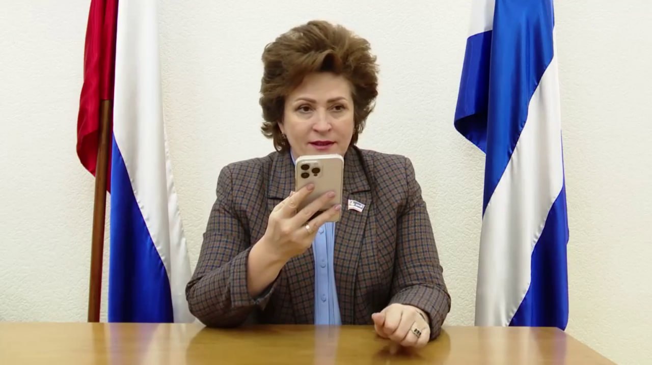 Главы муниципалитетов, руководители органов самоуправления и общественных организаций участвуют в "Марафоне звонков героям" Главы муниципалитетов, руководители органов самоуправления и общественных организаций участвуют в "Марафоне звонков героям"