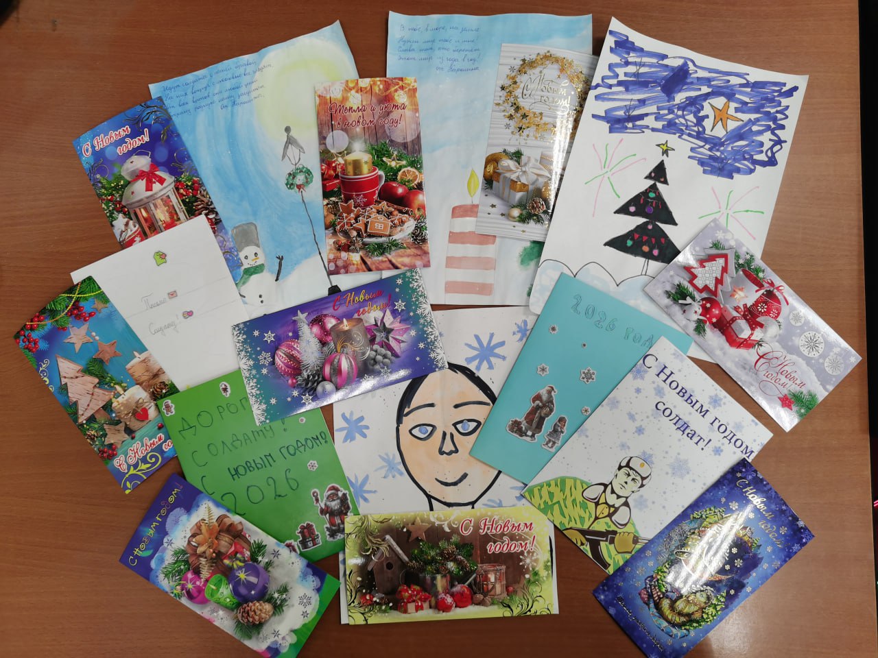 За службу – спасибо!. Сотрудники департамента имущественных отношений администрации города Тюмени и МКУ «ТГИК» приняли участие в сборе строительных материалов и инструментов для оказания поддержки военнослужащим – нашим...