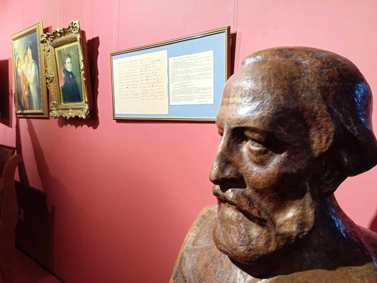 В Ялуторовске откроется выставка, погружающая в атмосферу первой половины XIX века В Ялуторовске откроется выставка, погружающая в атмосферу первой половины XIX века