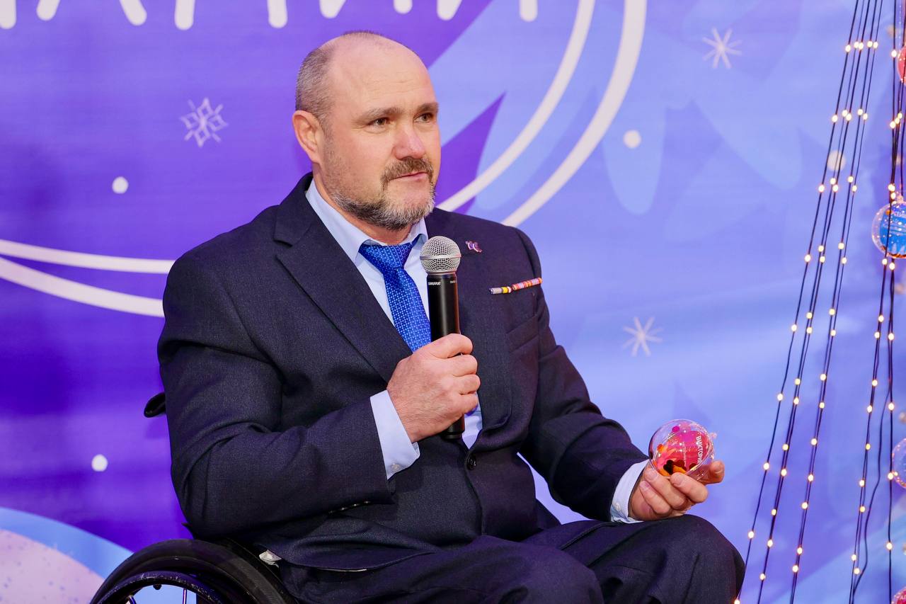 Сегодня в Тобольске дан старт Всероссийской акции «Ёлка желаний» Сегодня в Тобольске дан старт Всероссийской акции «Ёлка желаний»