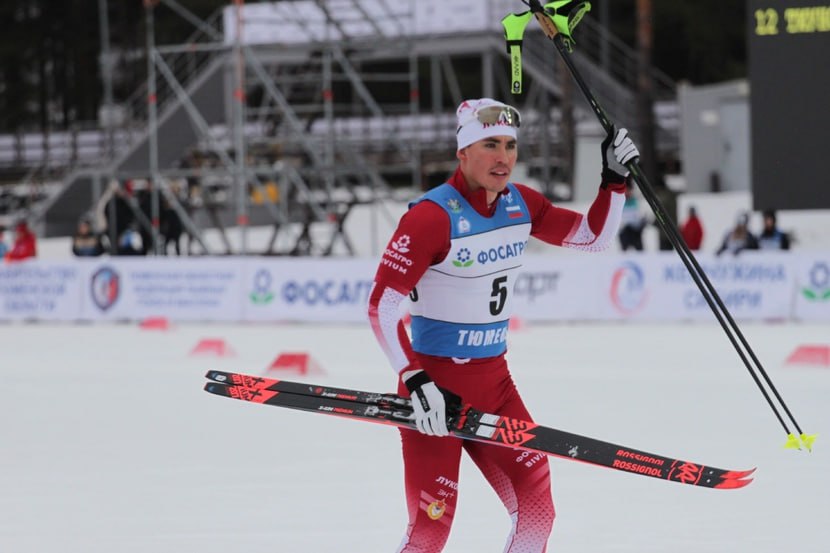 Не пропустили лыжню!. Тем, кто соскучился по зиме, которая в столице региона только-только входит в свою власть, совершенно точно надо в «Жемчужину Сибири»