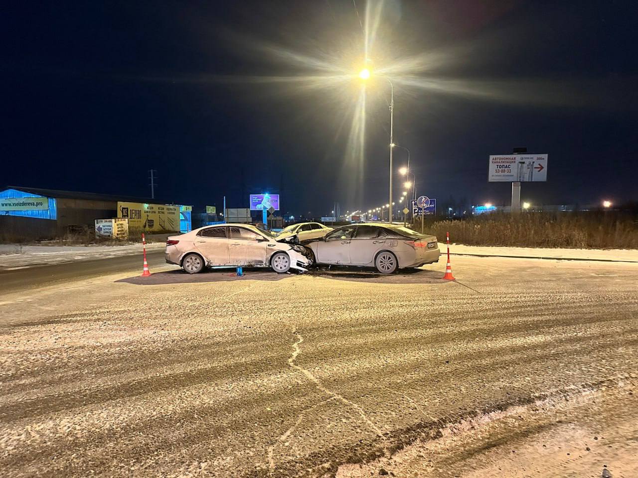 79-летний тюменец устроил серьезную аварию, в которой пострадал маленький ребенок и его мама