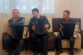Три баяна из личной коллекции передал депутат Тюменской областной Думы от фракции ЛДПР Иван Вершинин коллективу Ишимского районного Дворца культуры
