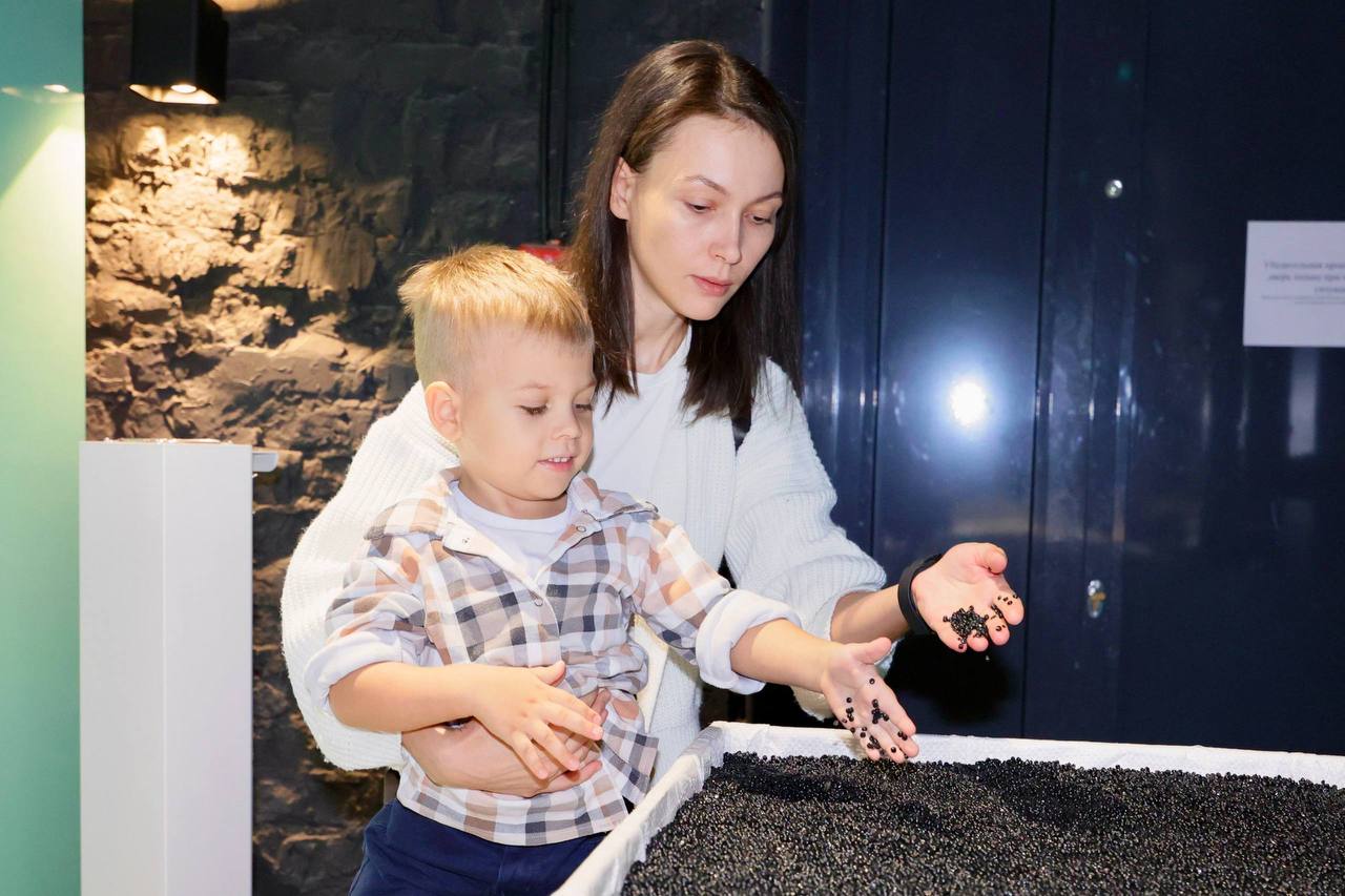 Друзья, в Тобольске стартовала уникальная образовательно-просветительская выставка от компании СИБУР – «Дом Полимеров» Друзья, в Тобольске стартовала уникальная образовательно-просветительская выставка от компании СИБУР – «Дом Полимеров»