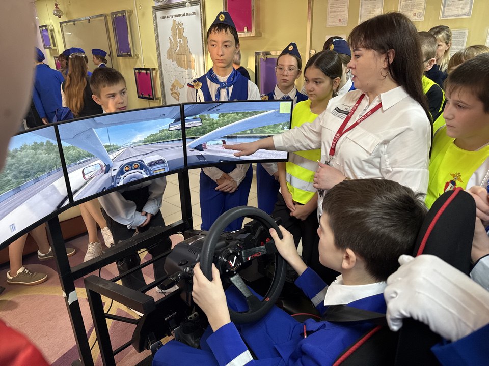 Областной Слет юных инспекторов движения прошел в детском лагере «Остров детства» в Тюмени Областной Слет юных инспекторов движения прошел в детском лагере «Остров детства» в Тюмени