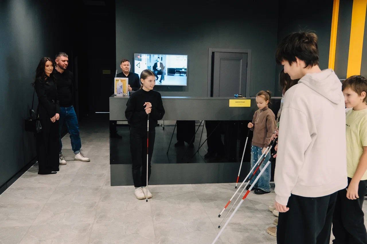 Для юных тюменцев провели экскурсию "Мир на ощупь" Для юных тюменцев провели экскурсию "Мир на ощупь"