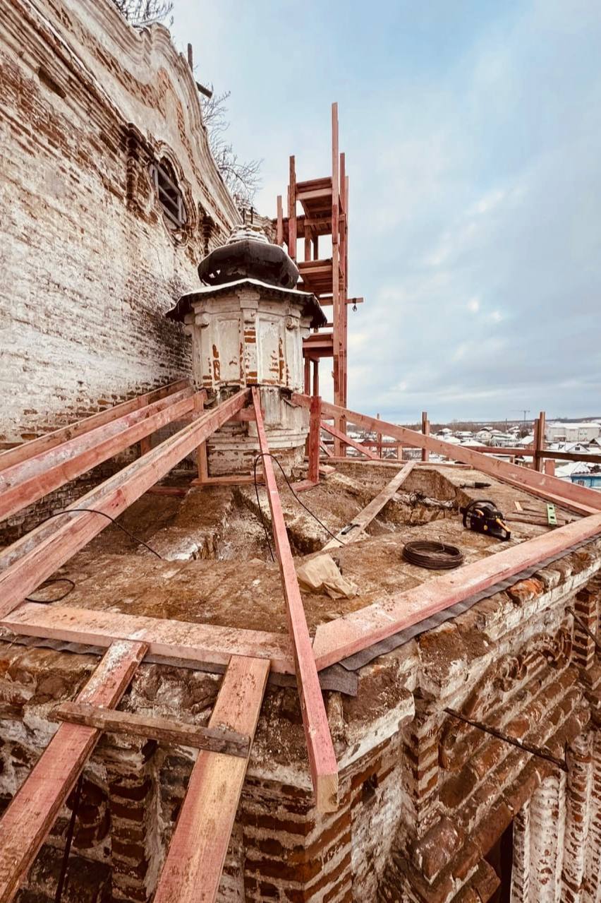 В Тобольске начались работы по восстановлению Крестовоздвиженской церкви В Тобольске начались работы по восстановлению Крестовоздвиженской церкви