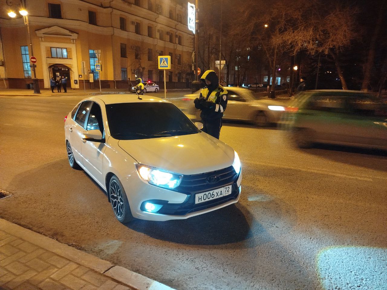 В центре и не только, в Тюмени прошли мероприятия по противодействию пьяному вождению В центре и не только, в Тюмени прошли мероприятия по противодействию пьяному вождению