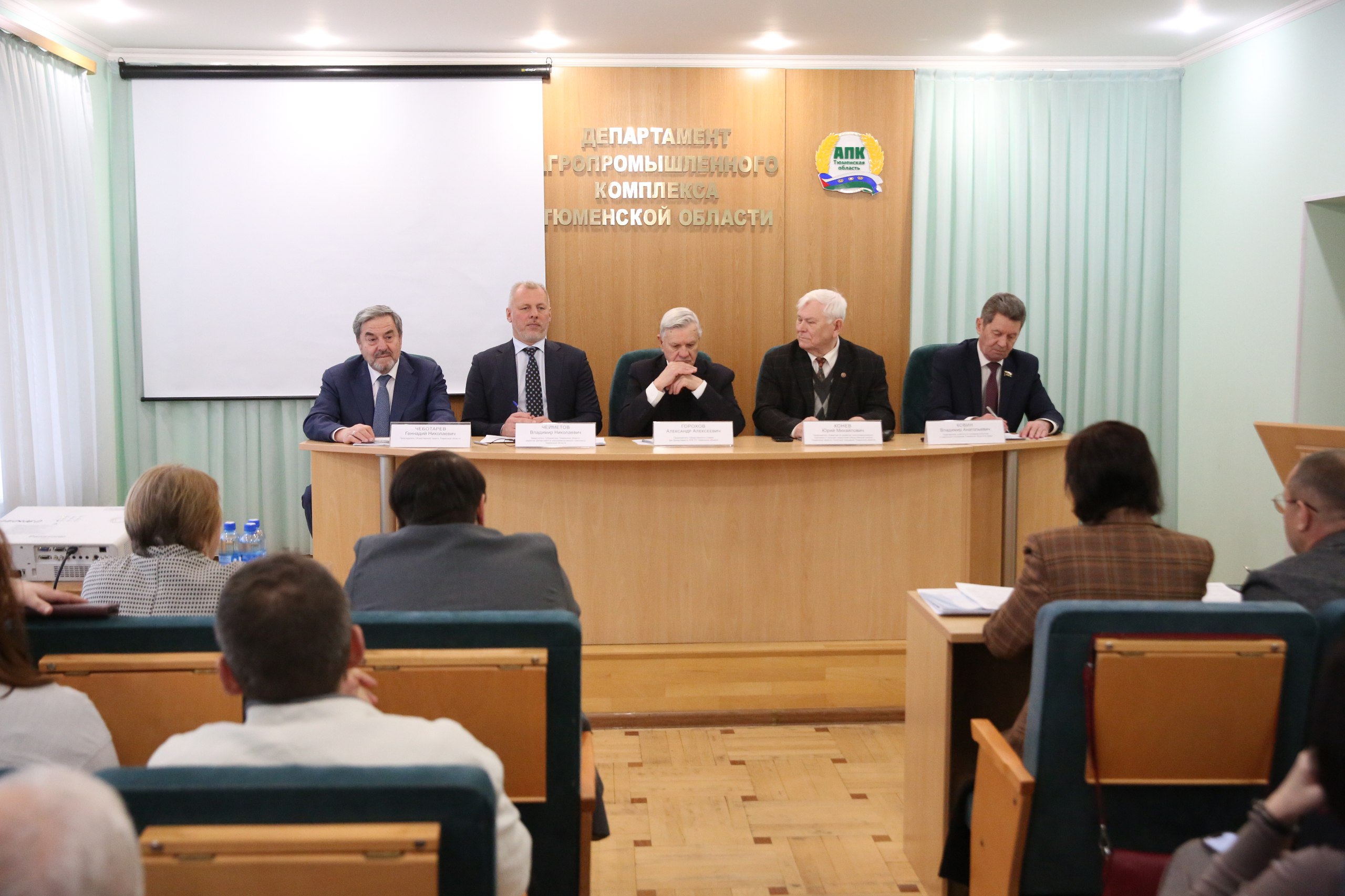 Подводим итоги и рассказываем о ключевых событиях прошедшей недели Подводим итоги и рассказываем о ключевых событиях прошедшей недели