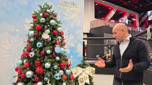 Артём Жога дал старт акции "Ёлка желаний" в Уральском федеральном округе