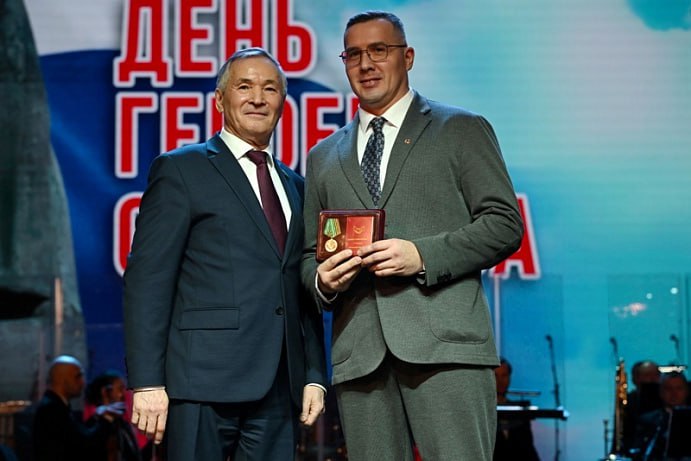 Медаль за доброе сердце и помощь бойцам