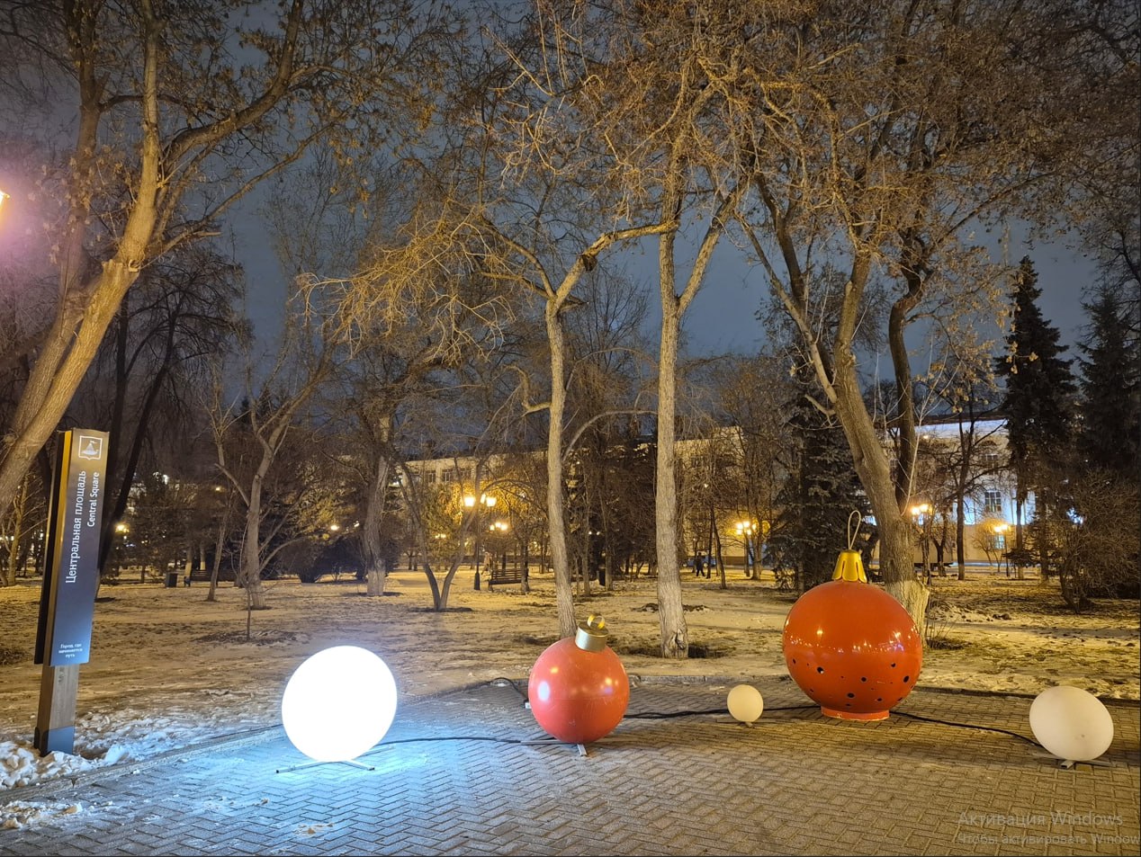 Тюменские волшебники: новогодняя сказка на центральной улице Тюменские волшебники: новогодняя сказка на центральной улице