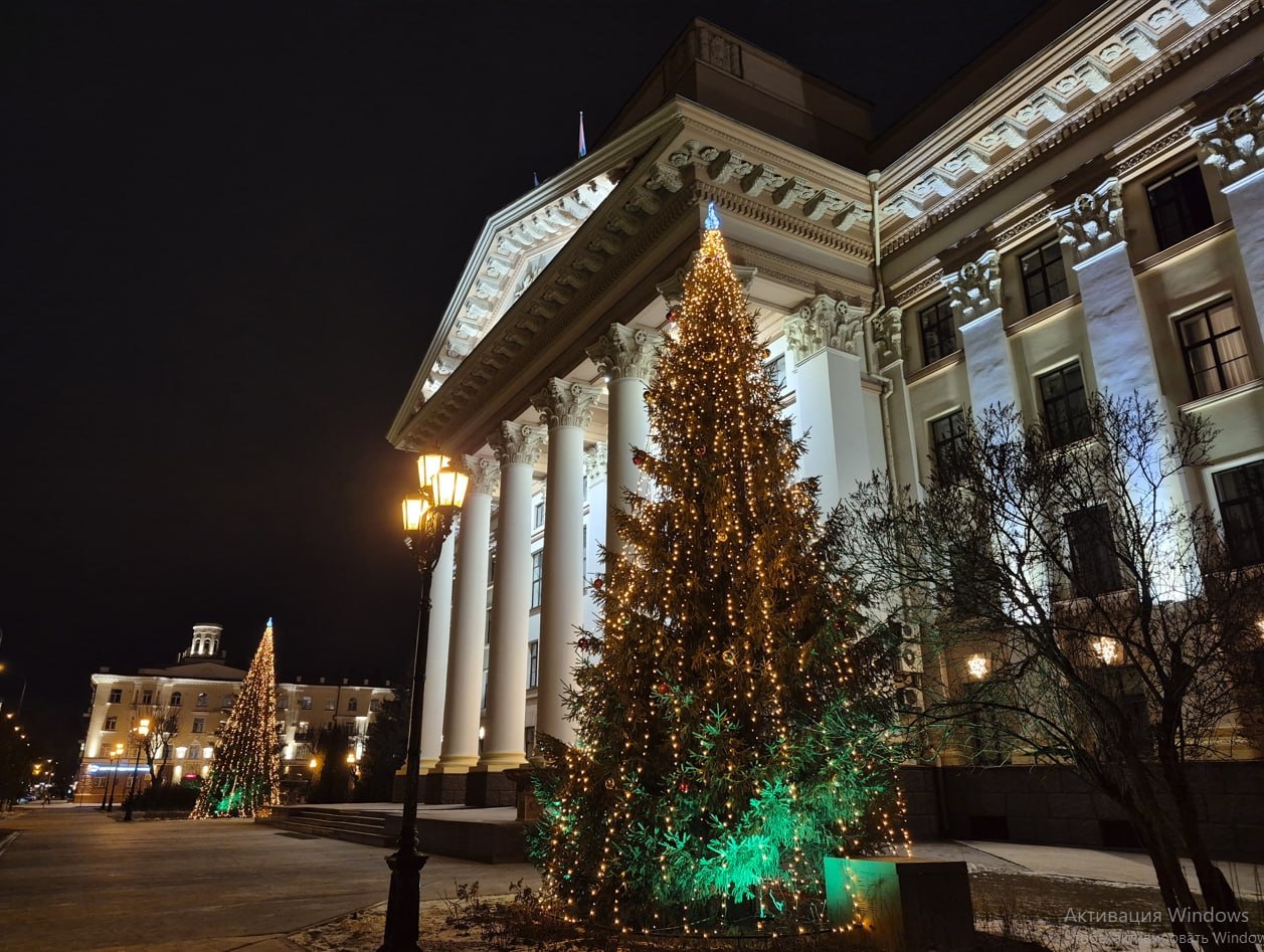 Тюменские волшебники: новогодняя сказка на центральной улице Тюменские волшебники: новогодняя сказка на центральной улице