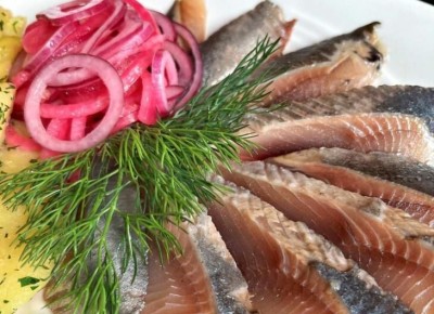 В преддверии Нового года рестораны Тюмени вовсю готовятся удивлять гостей необычными блюдами и оригинальной подачей