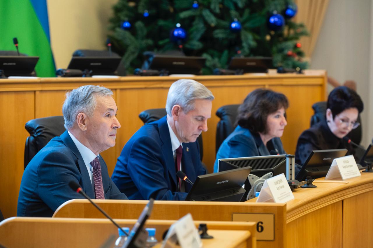 Фуат Сайфитдинов подвел итоги работы Тюменской областной думы за 2025 год