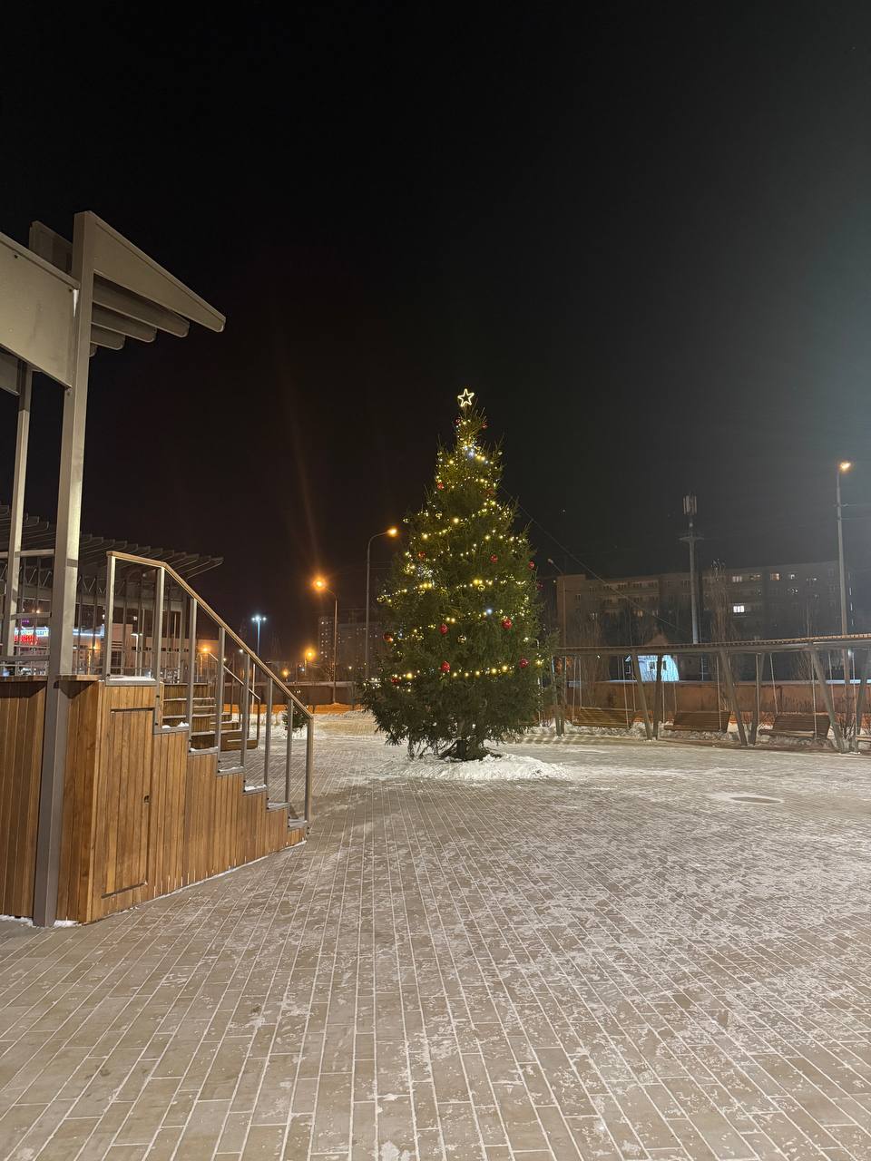 На бульваре Ершова откроют новогоднюю елку!