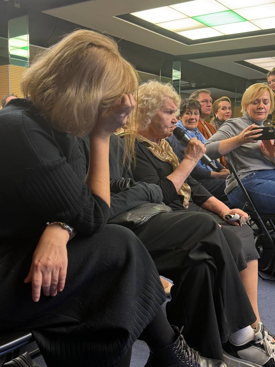 Удивительное событие, яркое и радостное, когда душа в полной гармонии ощущает важность происходящего: презентация первой публикации романа Удивительное событие, яркое и радостное, когда душа в полной гармонии ощущает важность происходящего: презентация первой публикации романа