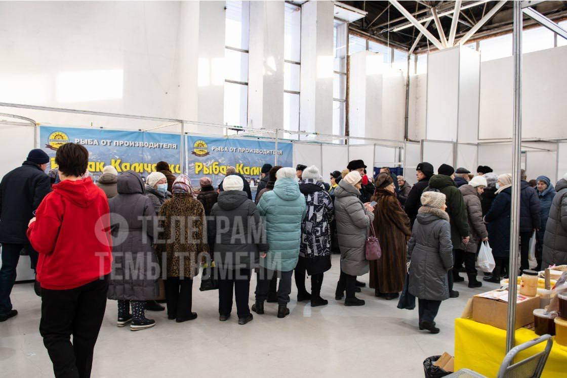 Тюменцы ринулись скупать красную икру за 15500 тысяч рублей!