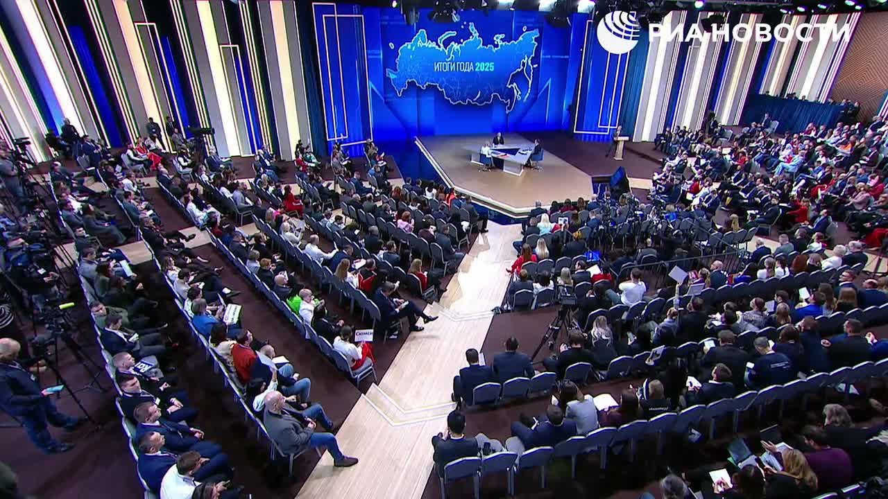 Путин о мессенджере Max:. Нужно ли было создавать Max? Конечно нужно