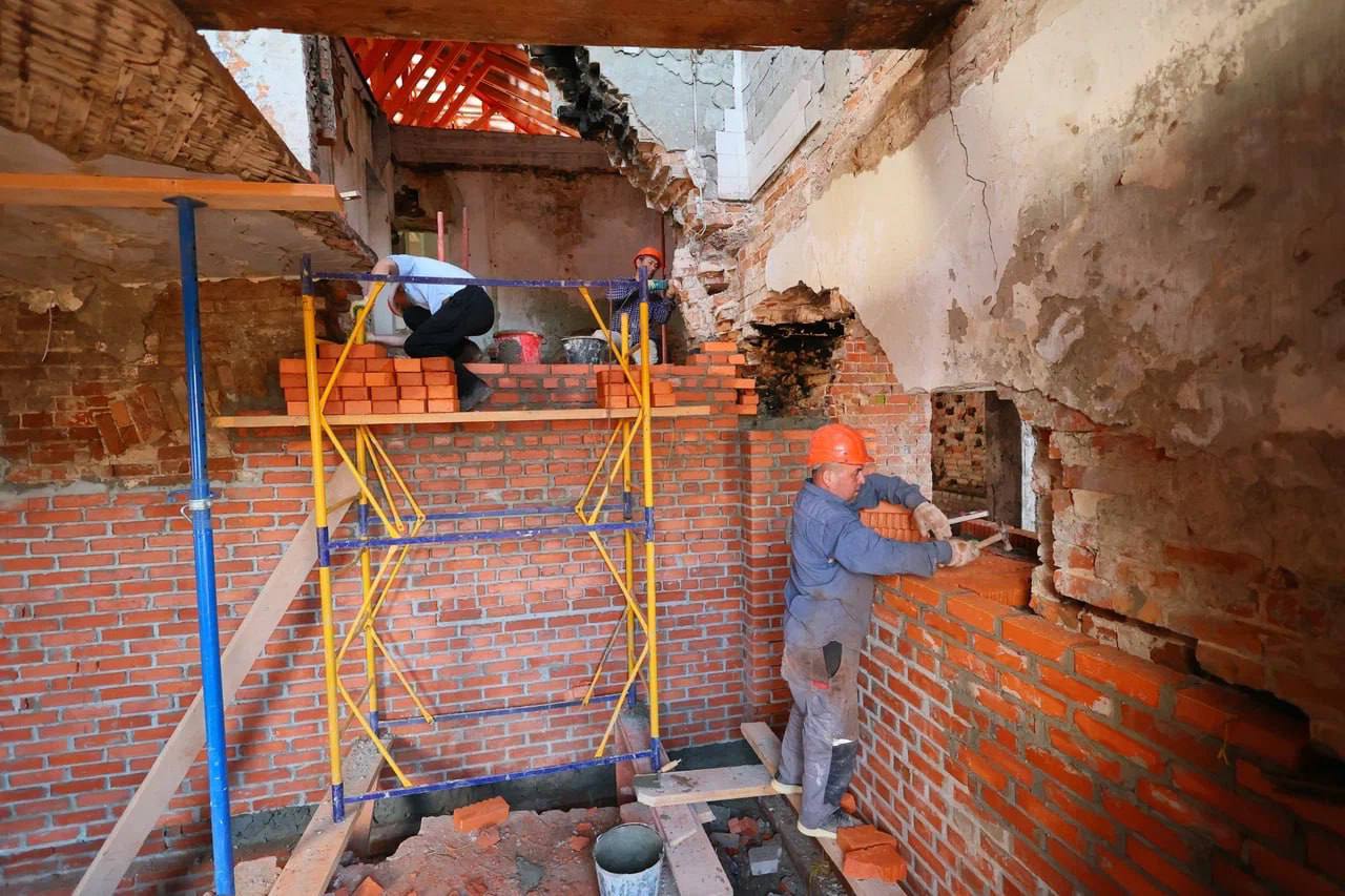 Расскажу о фронте работ на объекте «Дом Неводчикова» Расскажу о фронте работ на объекте «Дом Неводчикова»