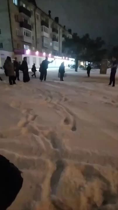 �������� � ����� 90-� ��������� � ������ � ������ �����������, 54. ���������� �� 12-�� ��������