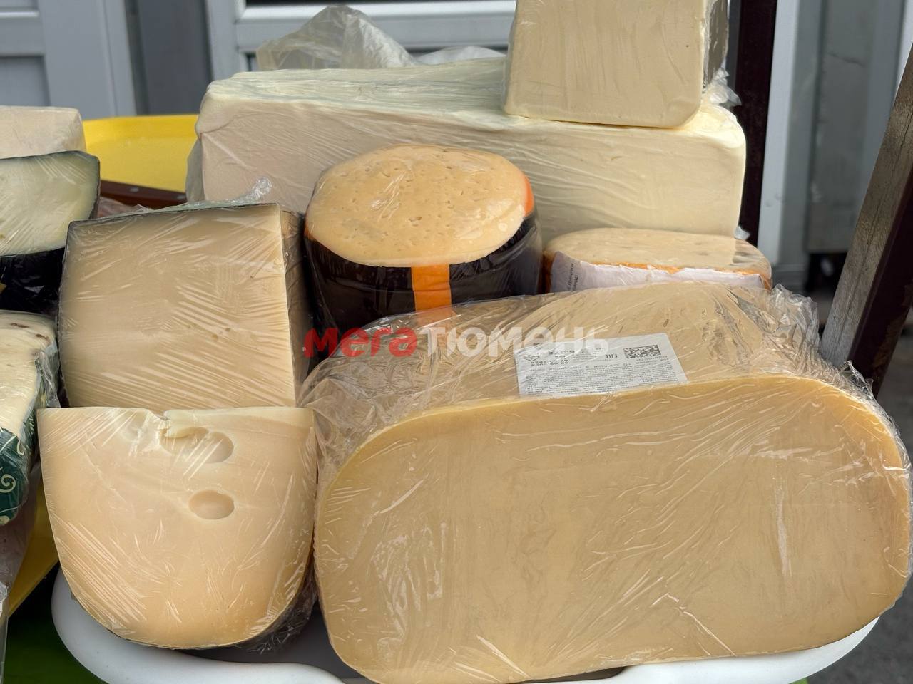 Тюменцы смогут затариться к Новому году разными вкусностями на продовольственных ярмарках