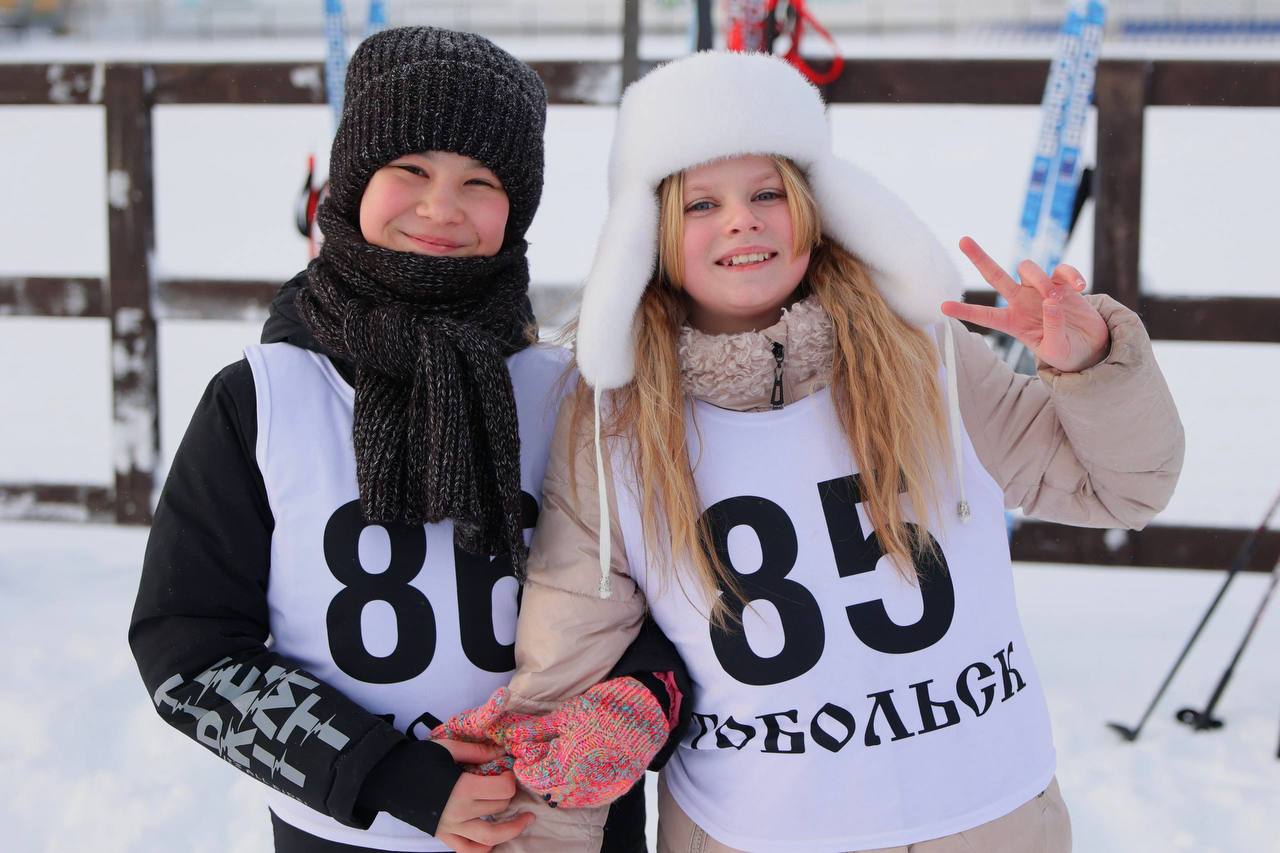 Дали старт четвёртому сезону соревнований по лыжным гонкам на Кубок Главы города среди наших школьников Дали старт четвёртому сезону соревнований по лыжным гонкам на Кубок Главы города среди наших школьников