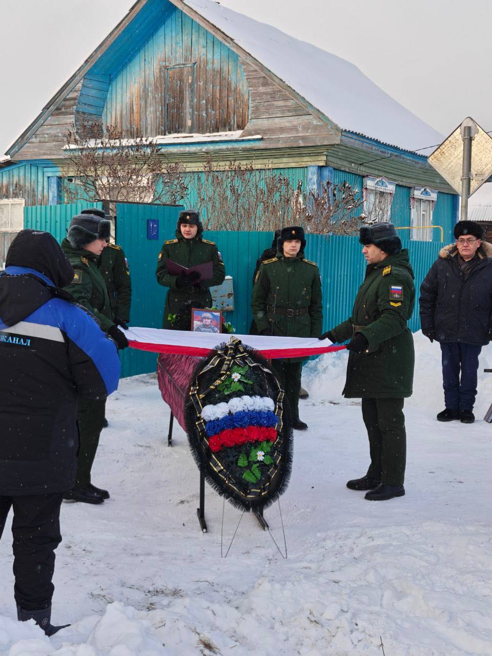 В Вагайском округе простились с рядовым Абубакировым Рафаилем Наильевичем