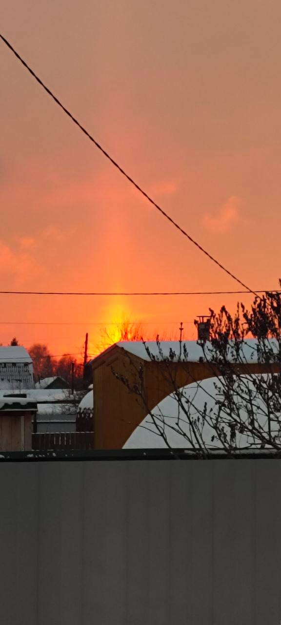 Закат сегодня прям огненный Закат сегодня прям огненный