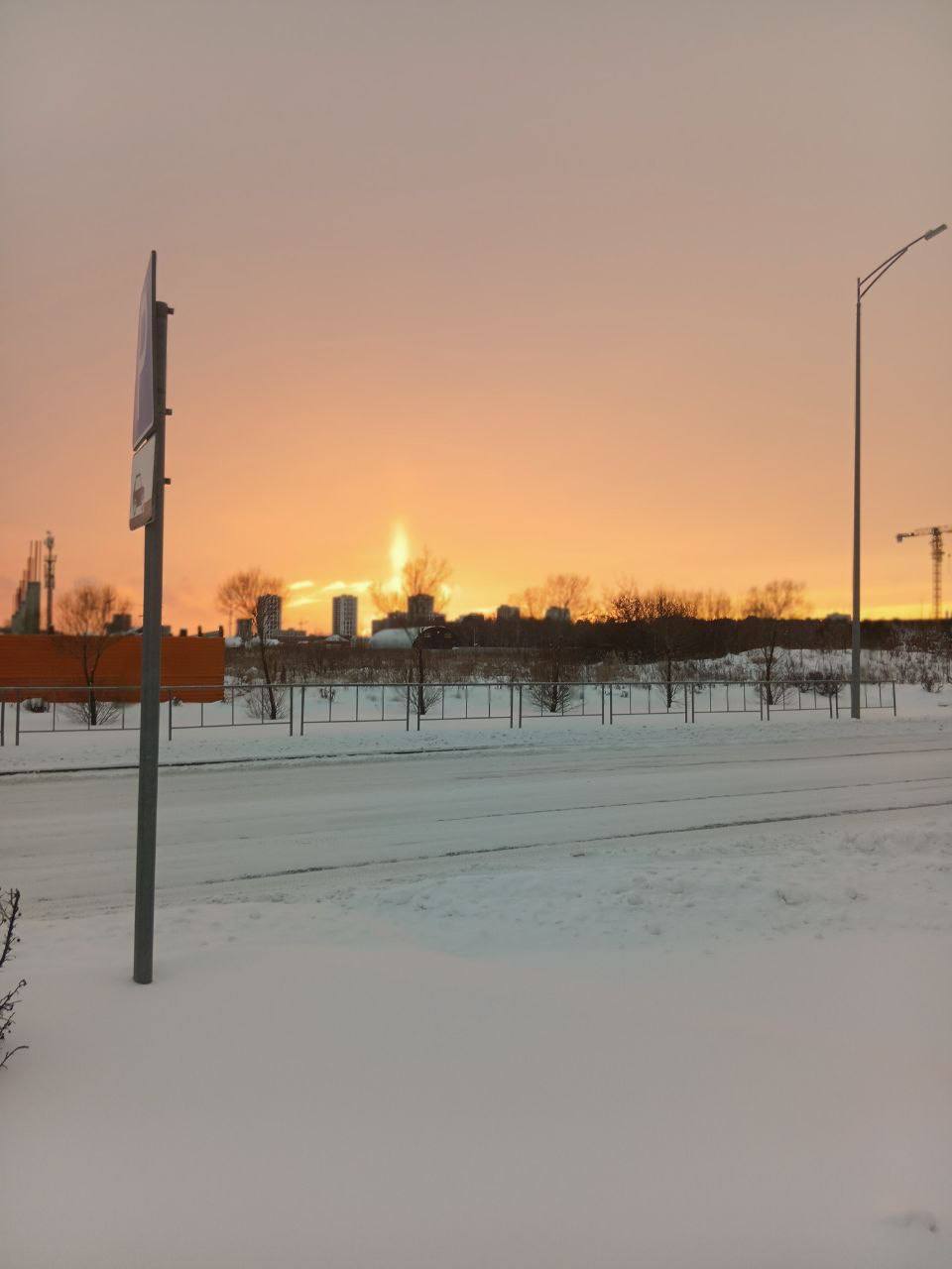 Закат сегодня прям огненный Закат сегодня прям огненный