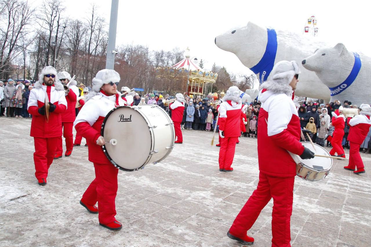 По Тюмени сегодня и завтра прокатится Дедморобус! По Тюмени сегодня и завтра прокатится Дедморобус!