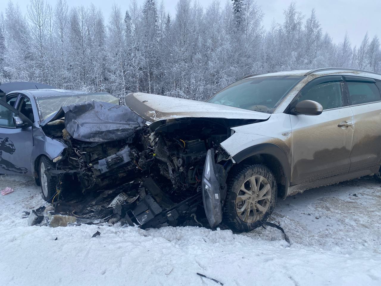Сегодня обострилась аварийная обстановка на федеральной автодороге Тюмень-Ханты-Мансийск в Уватском округе Тюменской области Сегодня обострилась аварийная обстановка на федеральной автодороге Тюмень-Ханты-Мансийск в Уватском округе Тюменской области