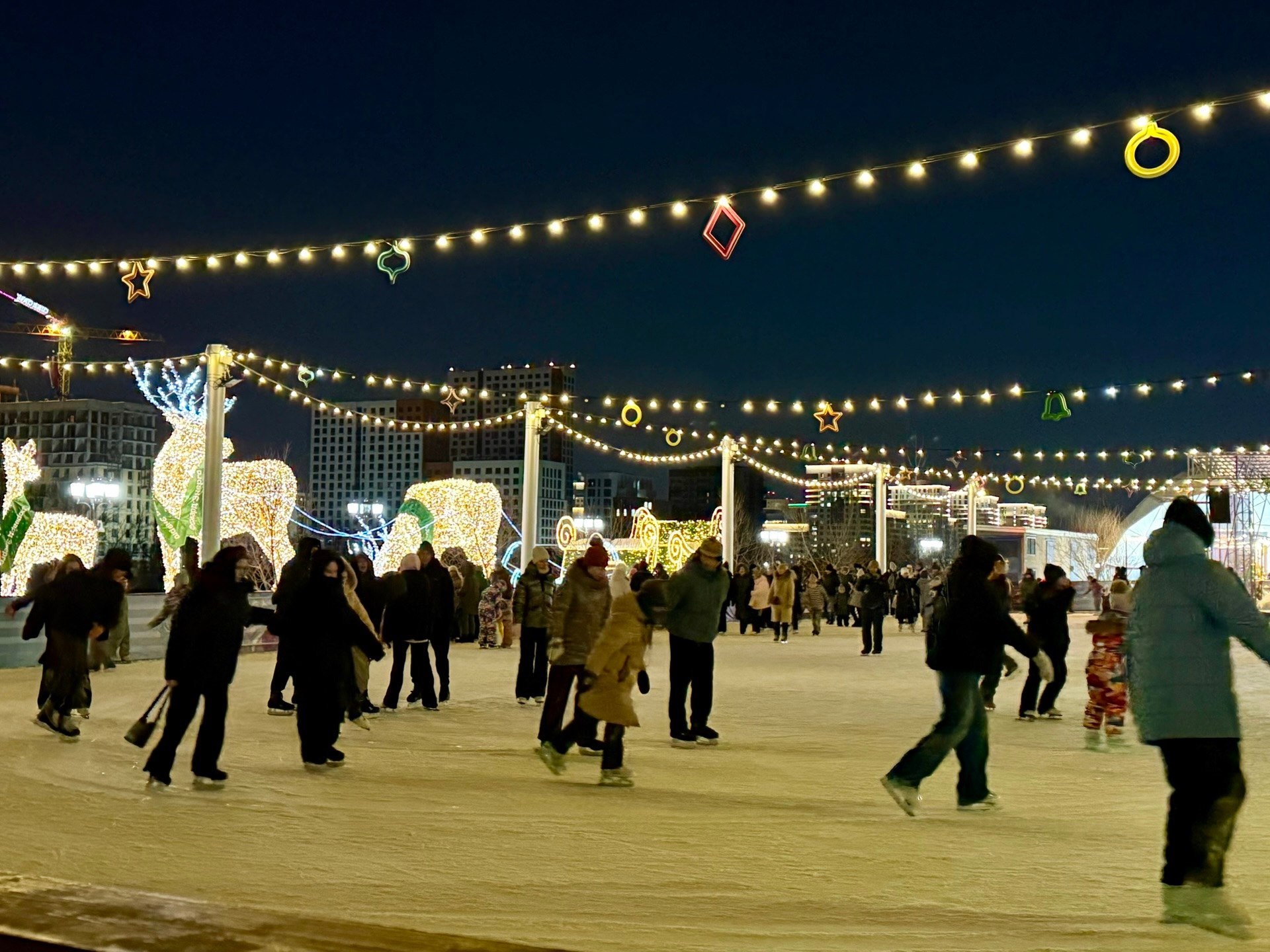 «Ледяной винил» и хиты 90-х «Ледяной винил» и хиты 90-х