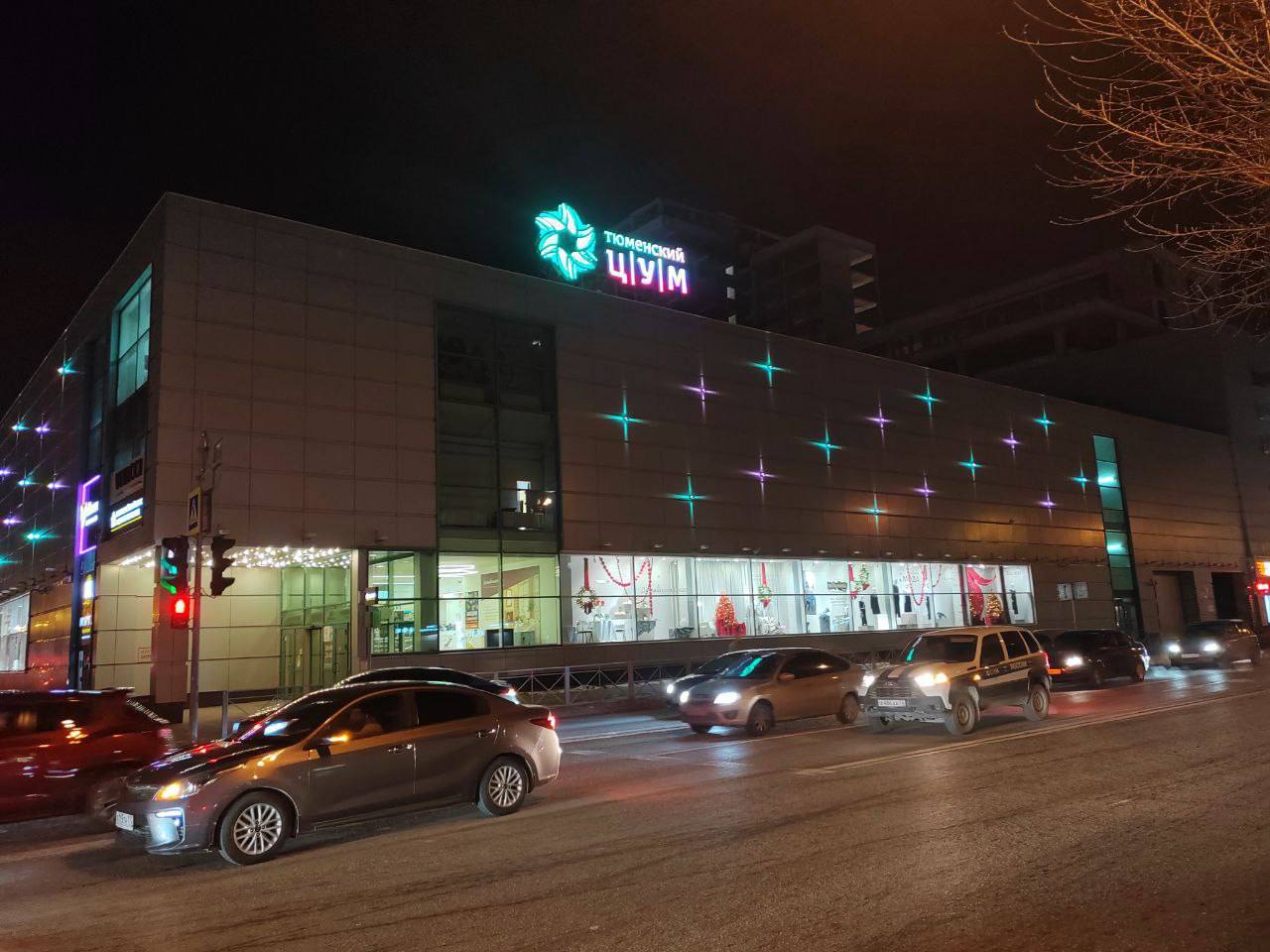 Кто подготовил лучшее новогоднее оформление? Решаем вместе! Кто подготовил лучшее новогоднее оформление? Решаем вместе!