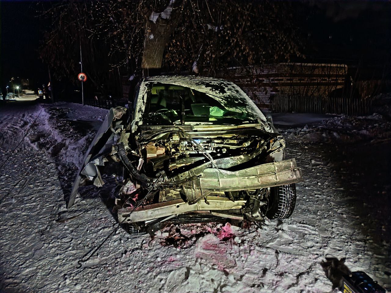 Ночная дорожная трагедия произошла в Ишиме во время поездки пьяного студента-"бесправника" на чужом автомобиле Ночная дорожная трагедия произошла в Ишиме во время поездки пьяного студента-"бесправника" на чужом автомобиле