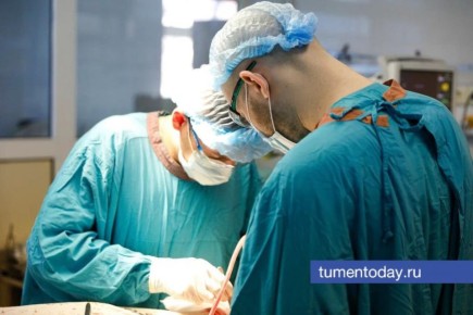 Тюменские врачи удалили 17-сантиметровую опухоль у 85-летней пациентки