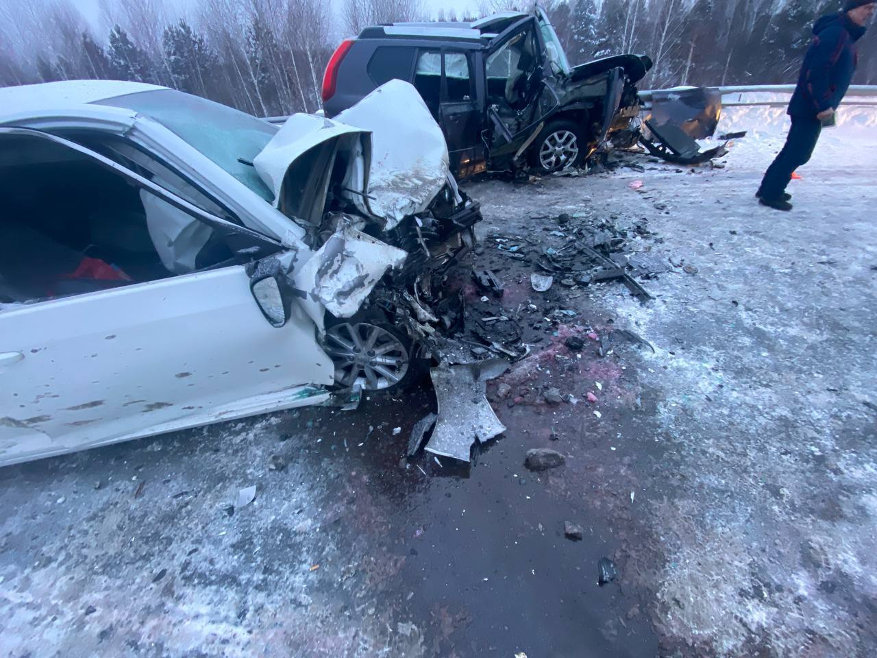 За новогодние каникулы в Тюменской области произошло больше полсотни аварий: в них погибли 12 человек, из которых двое - дети За новогодние каникулы в Тюменской области произошло больше полсотни аварий: в них погибли 12 человек, из которых двое - дети