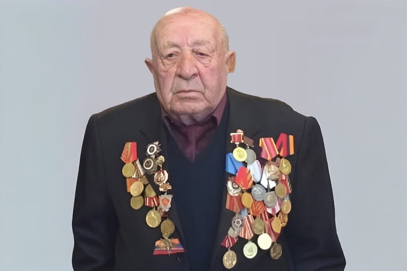 Мехак Тигранович АВЕТИСЯН сегодня отмечает 104-й день рождения!