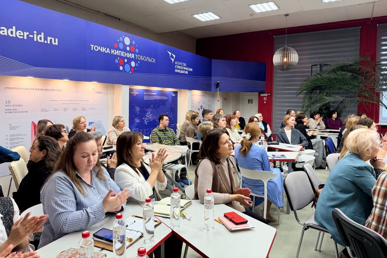 С радостью приветствовал участников уникального образовательного проекта с участием лучших педагогов России – «Каникулы без границ» С радостью приветствовал участников уникального образовательного проекта с участием лучших педагогов России – «Каникулы без границ»