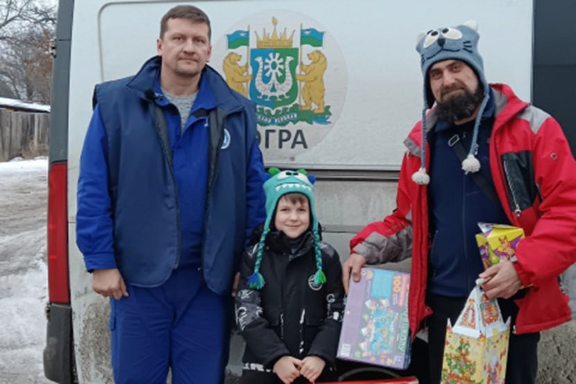 Депутат Тюменской областной Думы, единоросс Александр Зеленский в составе делегации добровольцев побывал с гуманитарной миссией в Луганской Народной Республике