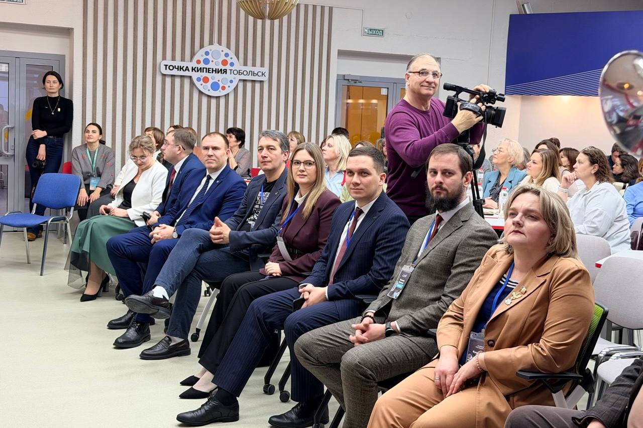 С радостью приветствовал участников уникального образовательного проекта с участием лучших педагогов России – «Каникулы без границ» С радостью приветствовал участников уникального образовательного проекта с участием лучших педагогов России – «Каникулы без границ»