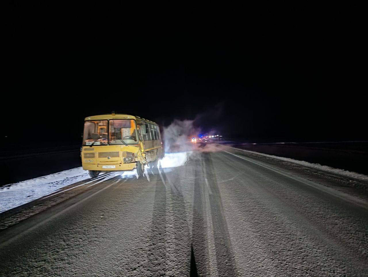 Смертельное ДТП произошло вчера ночью в Исетском округе Смертельное ДТП произошло вчера ночью в Исетском округе