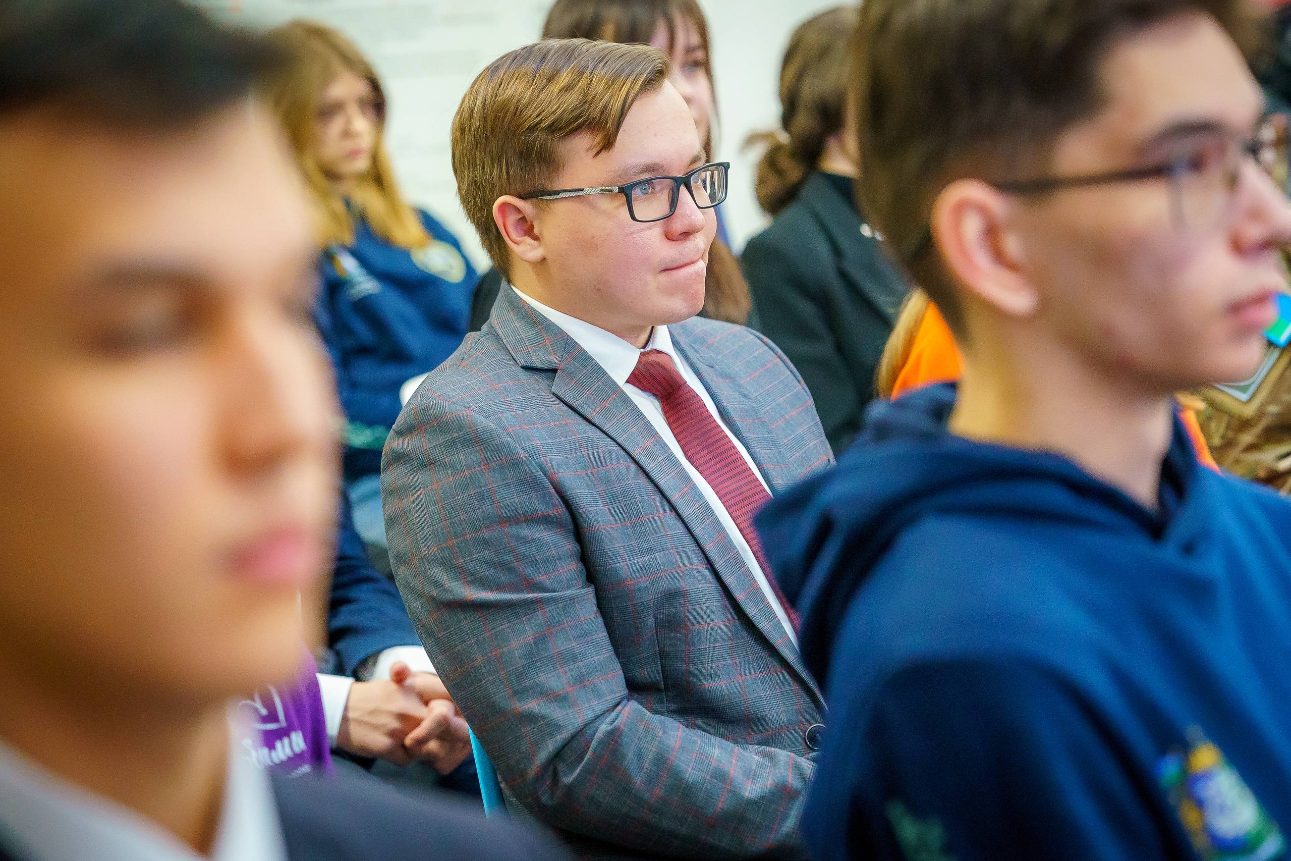 Руслан Кухарук: Встретился со студентами Югры в преддверии их «профессионального» праздника Руслан Кухарук: Встретился со студентами Югры в преддверии их «профессионального» праздника