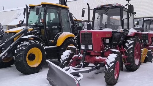 Очередная партия коммунальной техники готовится к отправке в муниципалитеты Тюменской области