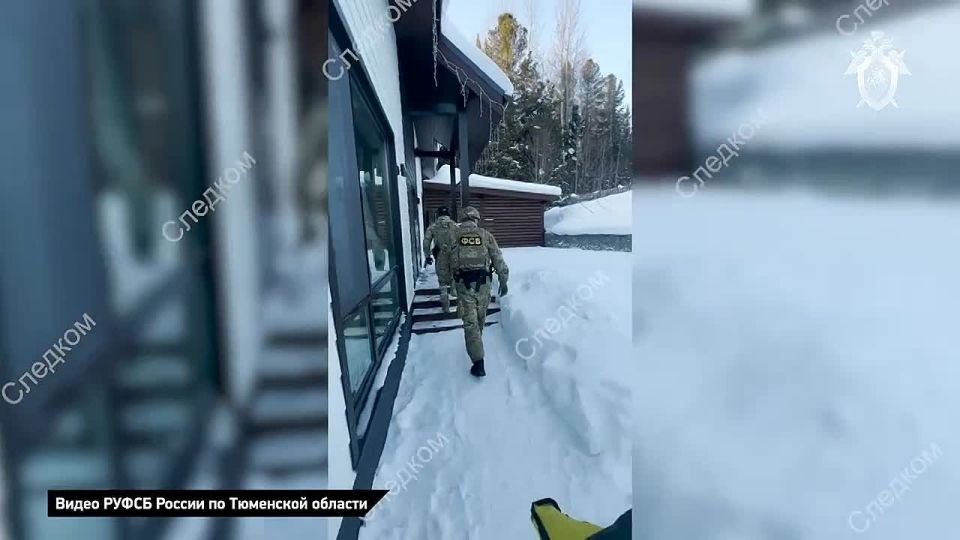 Дело Шипилова приобрело новый поворот: при обыске в доме бывшего замгубернатора ХМАО на вещдоках нашли следы ДНК экс-главы Сургута Андрея Филатова, сообщает с заседания суда журналист URA.RU