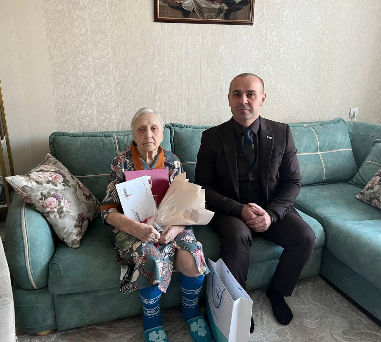 С юбилеем, Кира Герасимовна! С юбилеем, Кира Герасимовна!